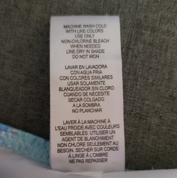 FREE w purchase! 4T bikini bottom - Picture 7 of 7